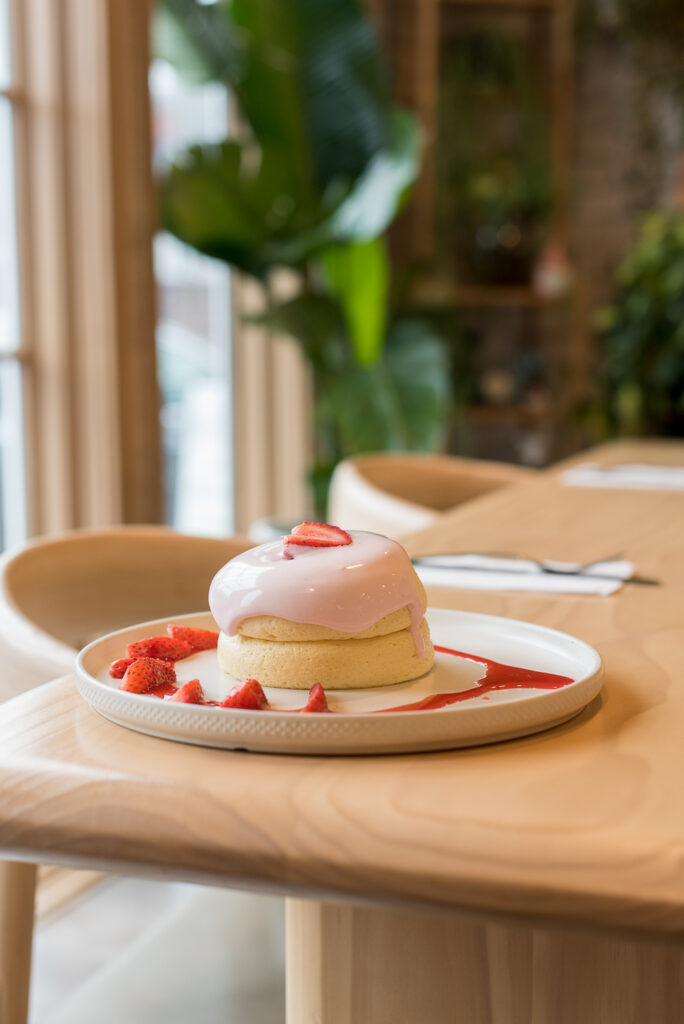 souffle pancakes with strawberries at a Simsbury restaurant, photographed by Connecticut-based food photographer Rebecca Hales